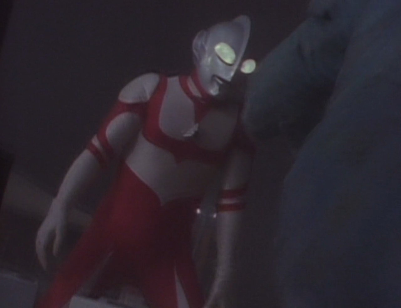 ウルトラマン 陵辱