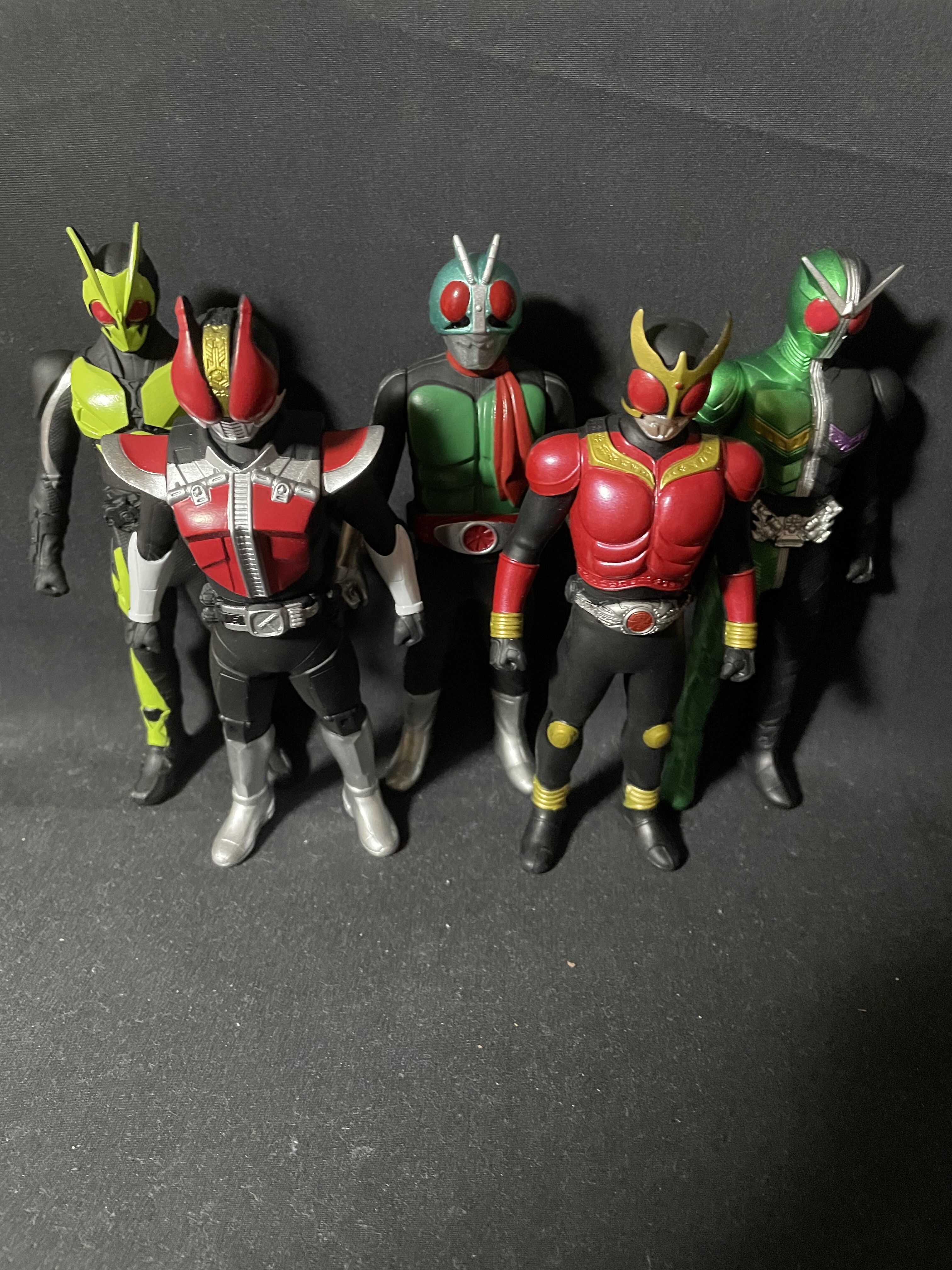 仮面ライダー（ソフビ製）＆ リュウソウジャーケースまとめて出品
