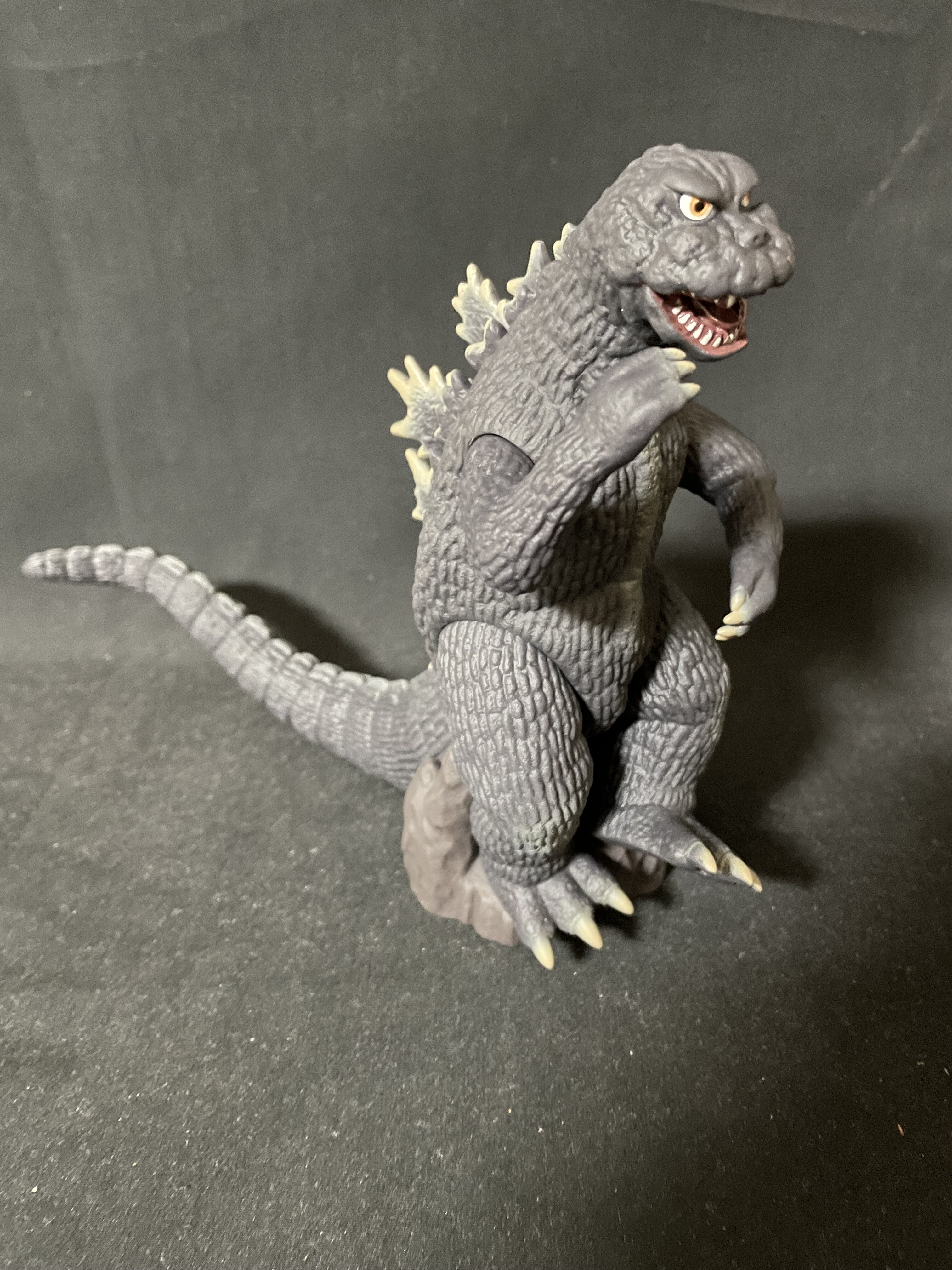 またまた始まる怪獣王祭り！なんと60年目にして奇跡のソフビ化