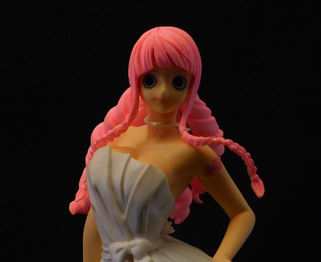 ワンピース/WEDDING EDGE/ペローナ/リペイントフィギュアの通販