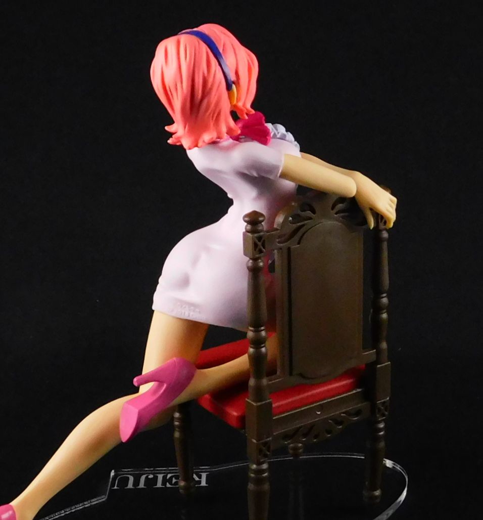 Amazon.co.jp: FIG Girly Girls Reiju- One Piece Figure : Hobbies
