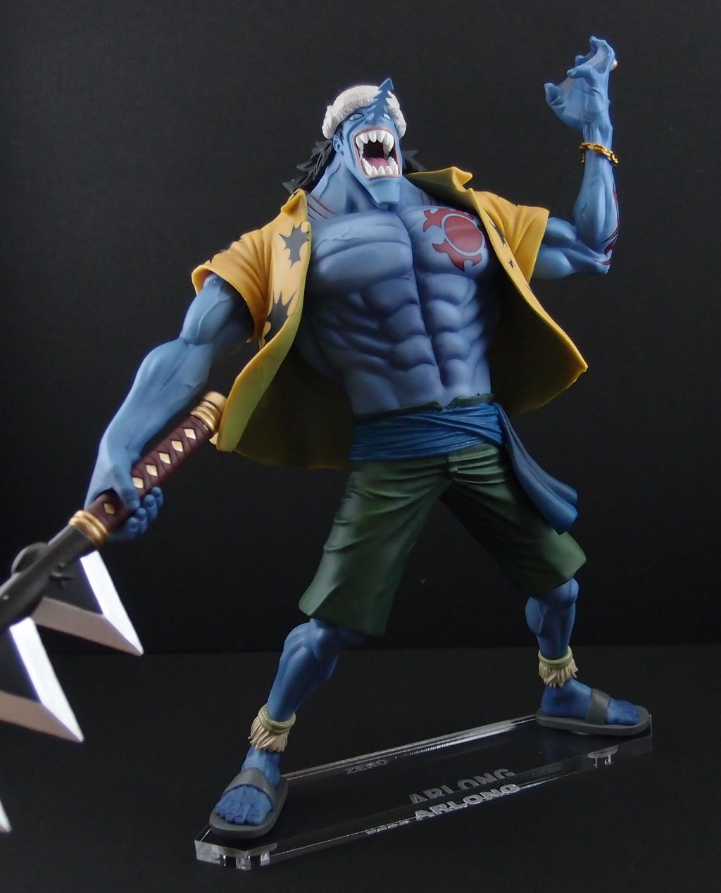 フィギュアーツZERO アーロン : フィギュアが増えていく