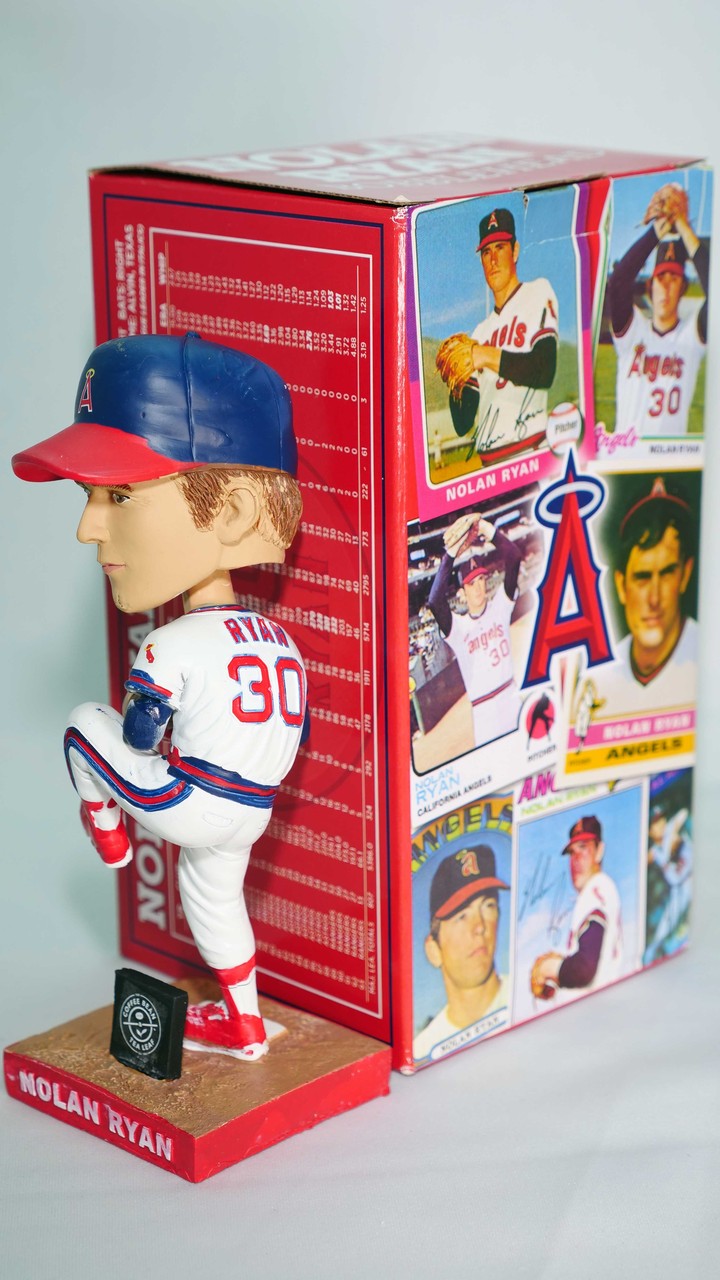 送料無料/プレゼント付♪ ノーランライアン ボブルヘッド | iuggu.ru