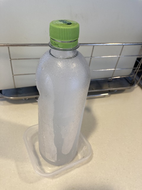 【節約】ペットボトル氷柱と扇風機で即席クーラー