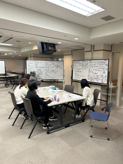 992E8DE5-C601-4FBD-A6F8-A9A4027BF7DE