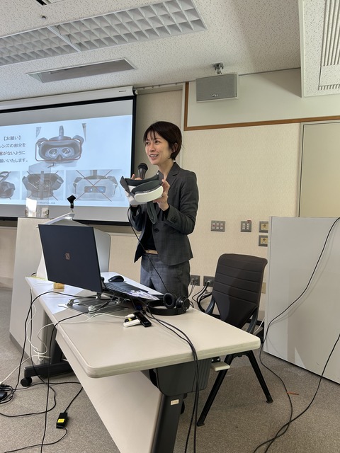 C3B80CB9-8B9E-4D19-B472-266F733F8995