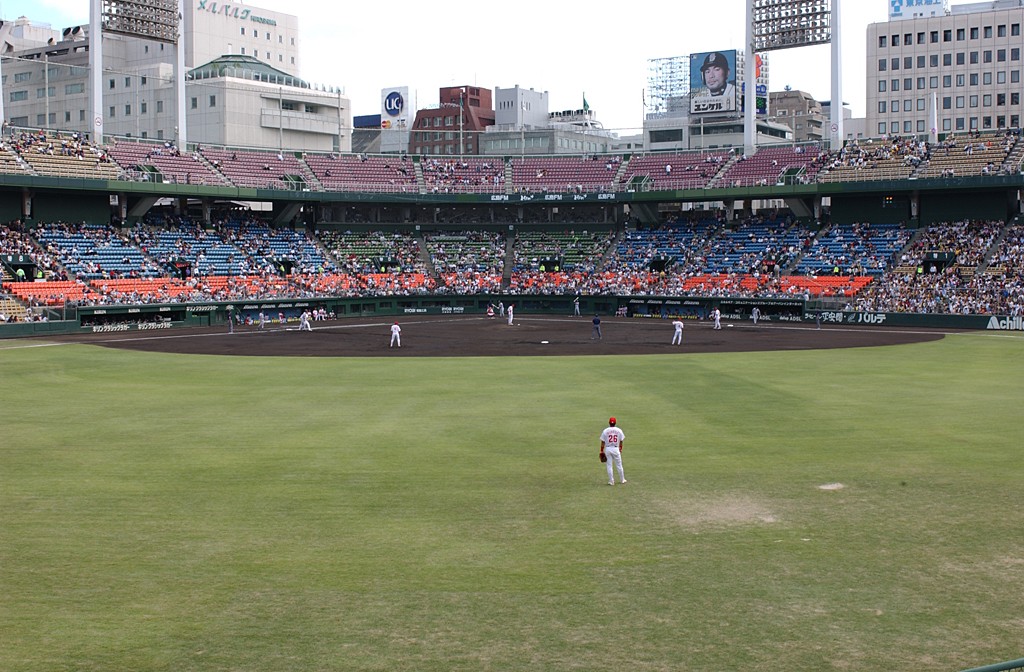 山口市民球場