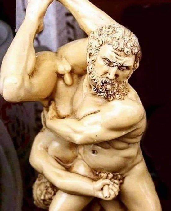 【芸術だからセーフ！！】古代ギリシャのえちえちレスリングの彫像がこちら！！！！！！！