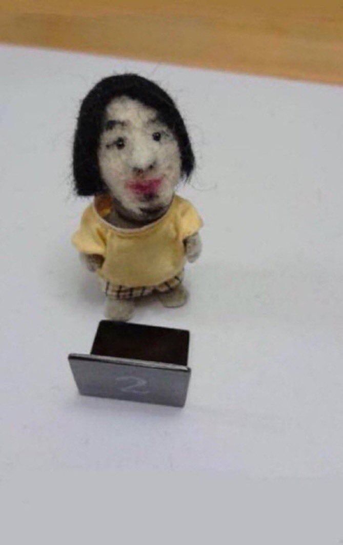 【画像】ひろゆき、フェルトでグッズ化されるｗｗｗｗｗｗｗｗｗｗｗｗｗｗｗｗｗｗ