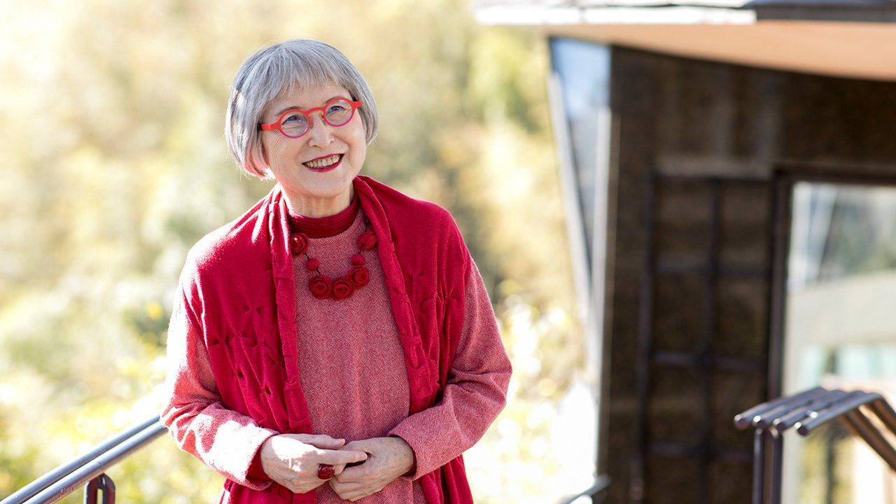 おしゃれ達人な魔女さん 角野栄子さん ファッションの隠れ家