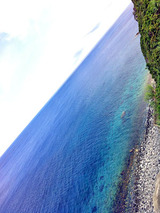 御蔵島 青い海
