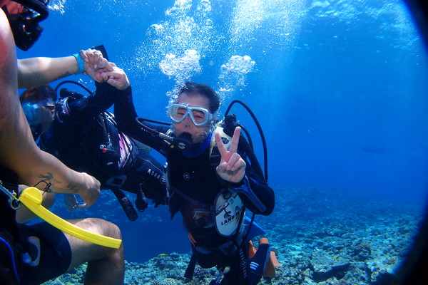 B1E47E55-7EEC-4D6F-87B1-355DE8898123