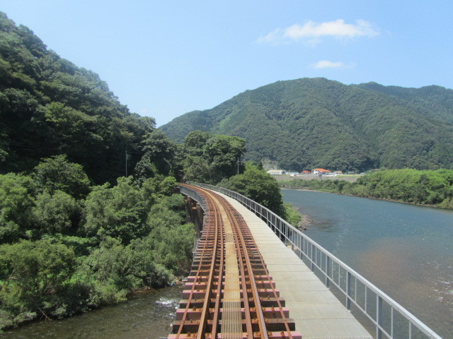 平川駅