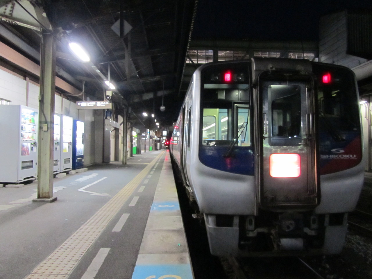 ｊｒ四国 全線完乗へ Xxxi それぞれの始発列車 鉄路の響きを追って 第二章