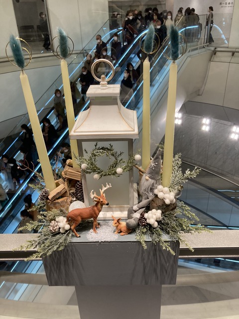 BAF53D61-7AF0-435B-A19A-77D220C217FB