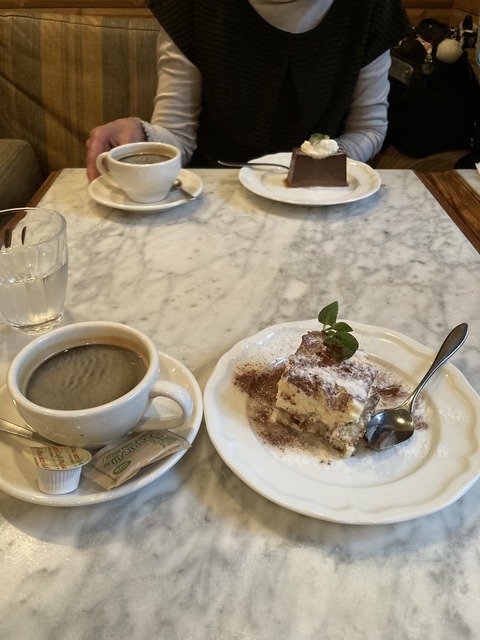 A25FCABB-84AF-40C0-864B-BC5E469C6173