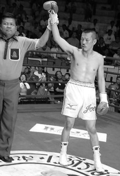 20081026辰吉再起戦2回TKO勝ち
