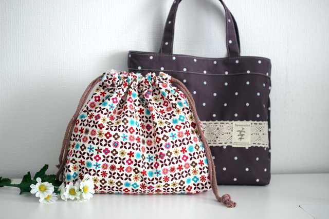 E025 106 一枚仕立てトートと巾着セット うねうねごろごろ Powered By ライブドアブログ