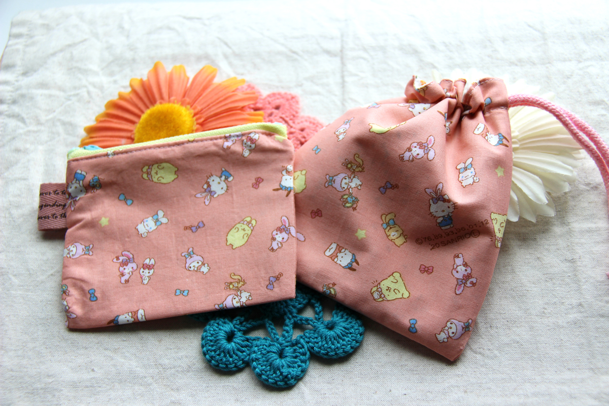 巾着と12㎝ファスナーポーチ : うねうねごろごろ Powered by