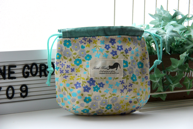 ねこの形の巾着マチあり版 I068 078 うねうねごろごろ Powered By ライブドアブログ