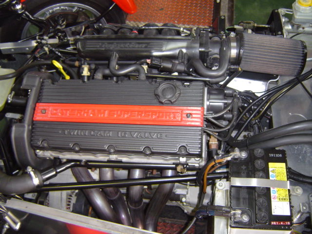 ケータハム エンジンヘッドカバー ケータハムエンジンヘッドカバー