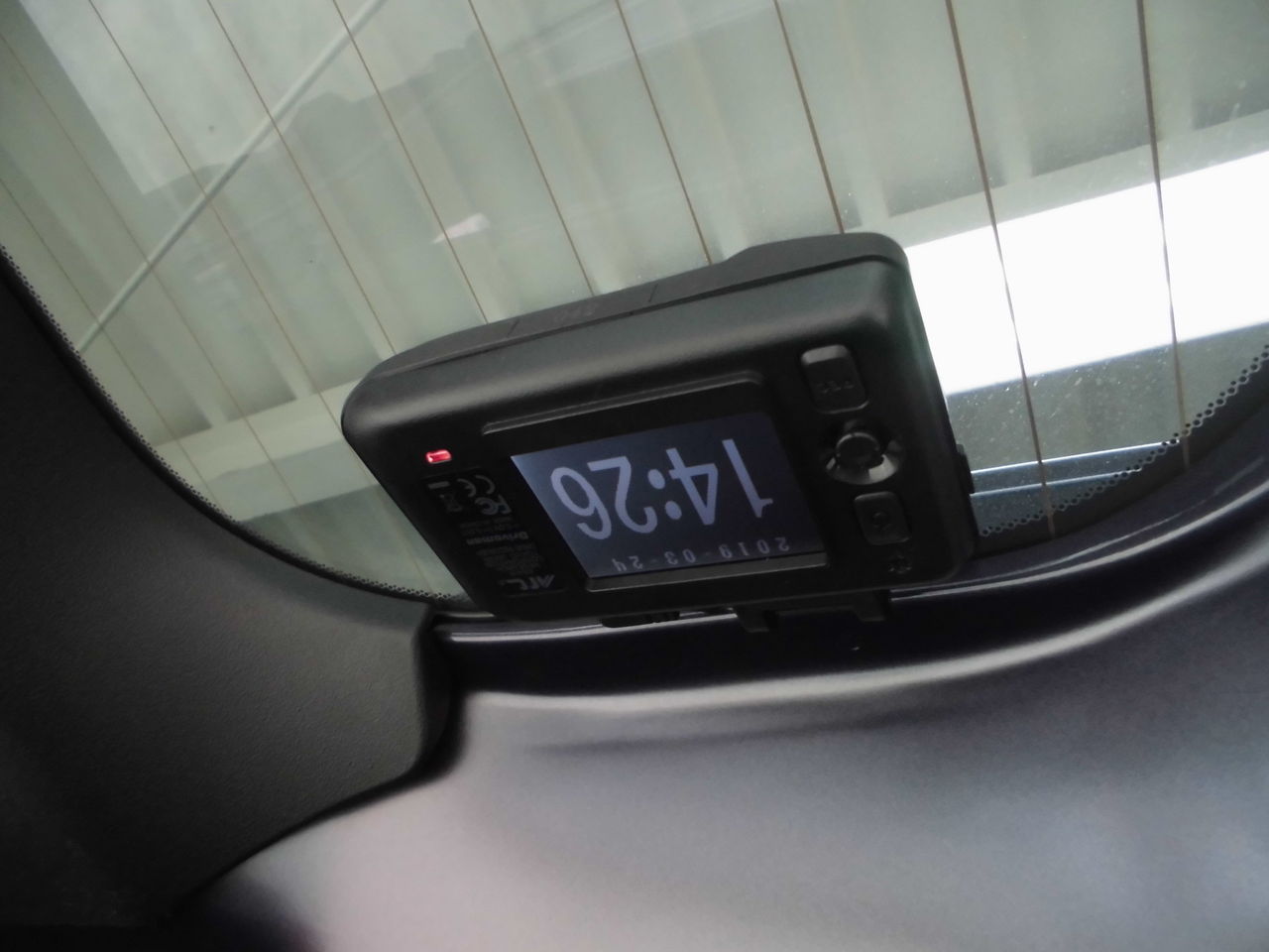 ステップワゴン ドライブレコーダー２台付け Unicom Cars Blog