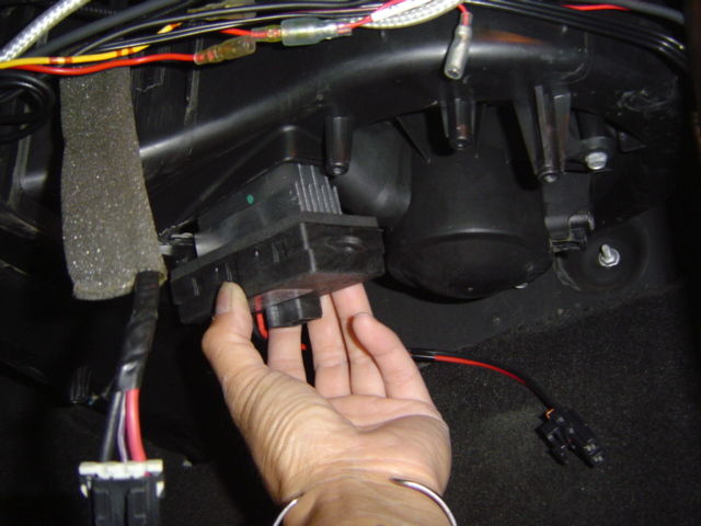 ハマーH2 ブロアファン及び排気漏れ : unicom cars blog ハマーH2 ブロアファン及び排気漏れ : unicom cars blog