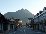 湯布院駅前の景色