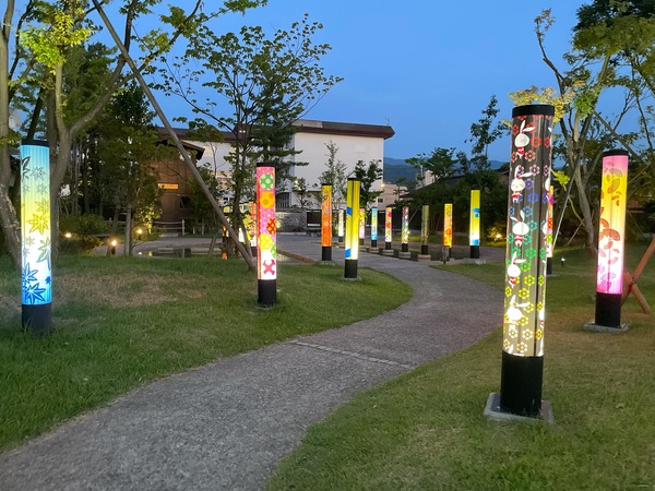 月あかりの庭 (2)