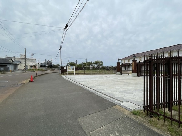 60400563-2168-4AB9-A864-F9223D08A1E1_1_201_a