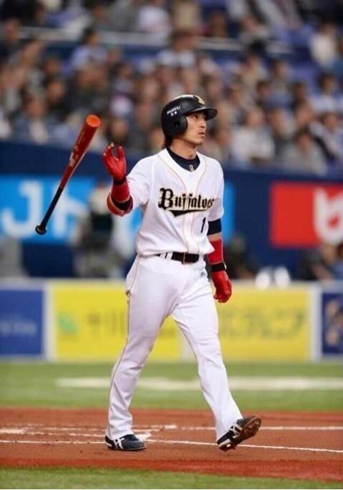 3大野球関係のかっこよすぎる画像 西武涌井の奇跡の1枚 マウロ ゴメスホームラン確信バット投げ 獅子の魂 西武ライオンズまとめ 3大野球関係のかっこよすぎる画像 西武涌井の奇跡の1枚 マウロ ゴメスホームラン確信バット投げ 獅子の魂 西武ライオンズまとめ