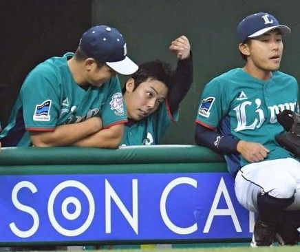 2016y09m18d_200627584