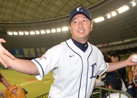 2016y09m28d_225042746