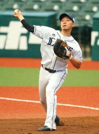 2020y08m18d_111812839