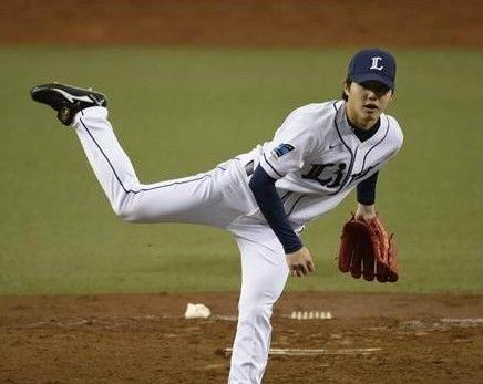 2016y12m15d_195443117