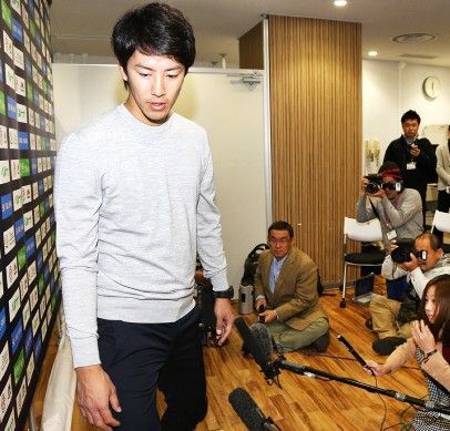 2016y11m03d_165539912