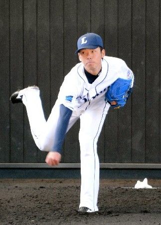 2017y02m26d_134634211