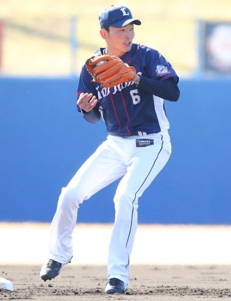 2017y08m15d_192509964