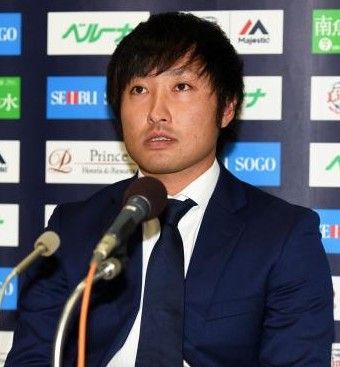 2016y12m07d_231317093