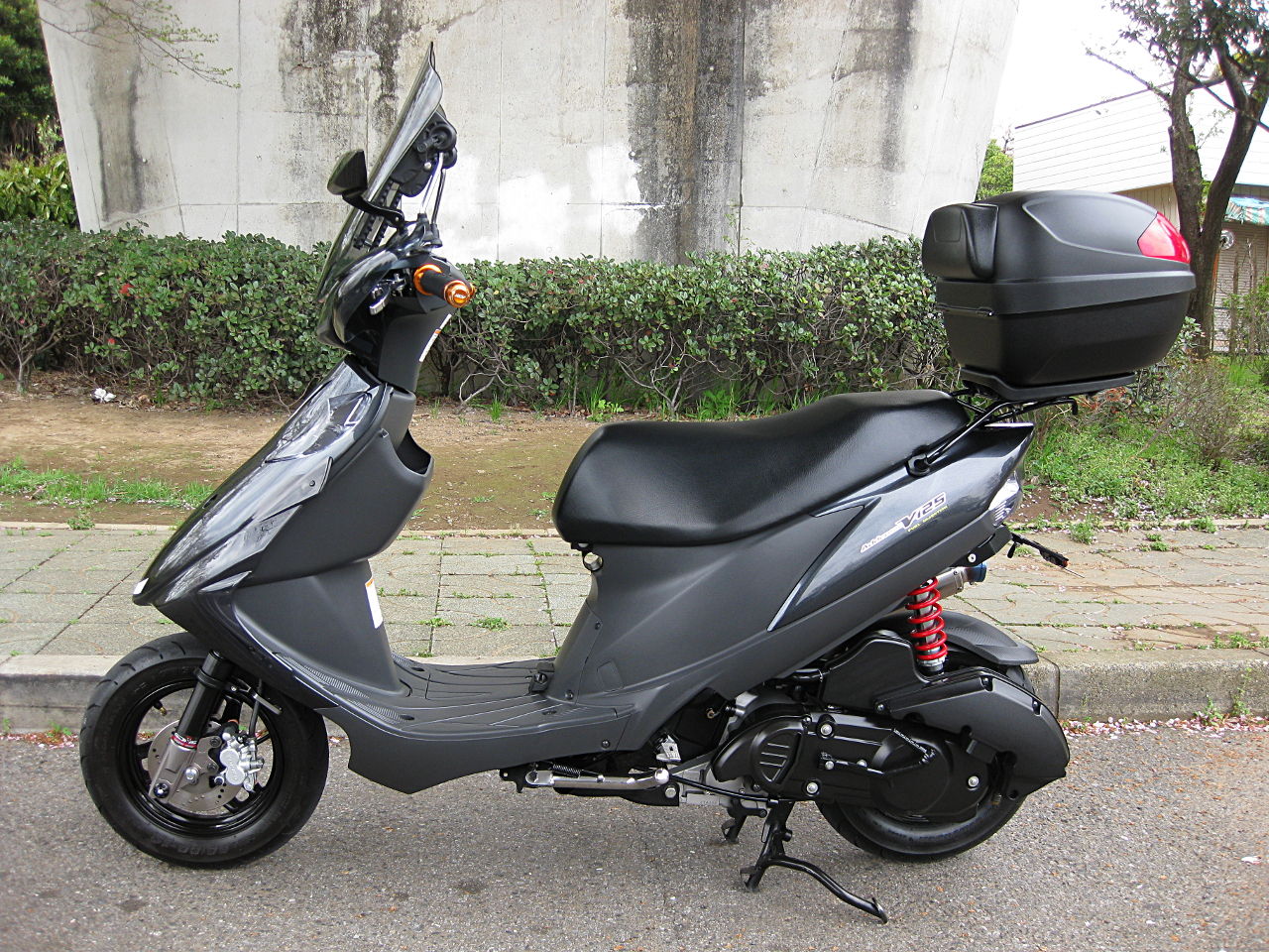 アドレスV125 GIVI B37 37l リアボックス 交換！ : アウトプットレベル