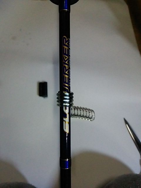 セパレートグリップを 遊漁船備え付けのロッドスタンドから保護する方法 そこまで 気にしなくてもいいのに セパレートグリップを 遊漁船備え付けのロッドスタンドから保護する方法 そこまで 気にしなくてもいいのに