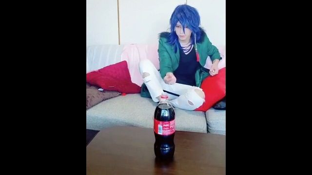 動画0 06 コーラのボトルにメントスを投げてみた 結果wwww うんてれがん 動画0 06 コーラのボトルにメントスを投げてみた 結果wwww うんてれがん