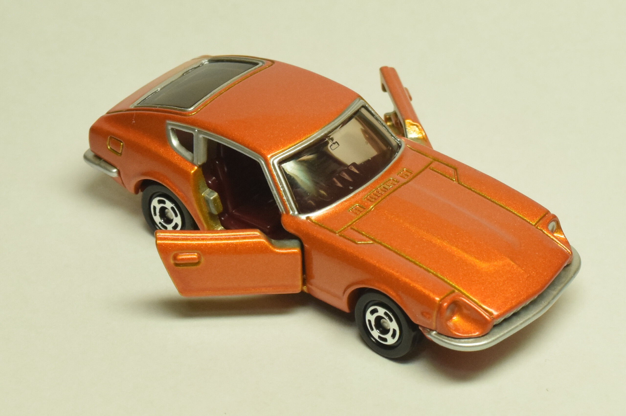 フェアレディZ 432トミカミニカー 1/65超希少５０年以上前のお宝ついに出品 フェアレディZ 432トミカミニカー 1/65超希少50年以上前のお宝