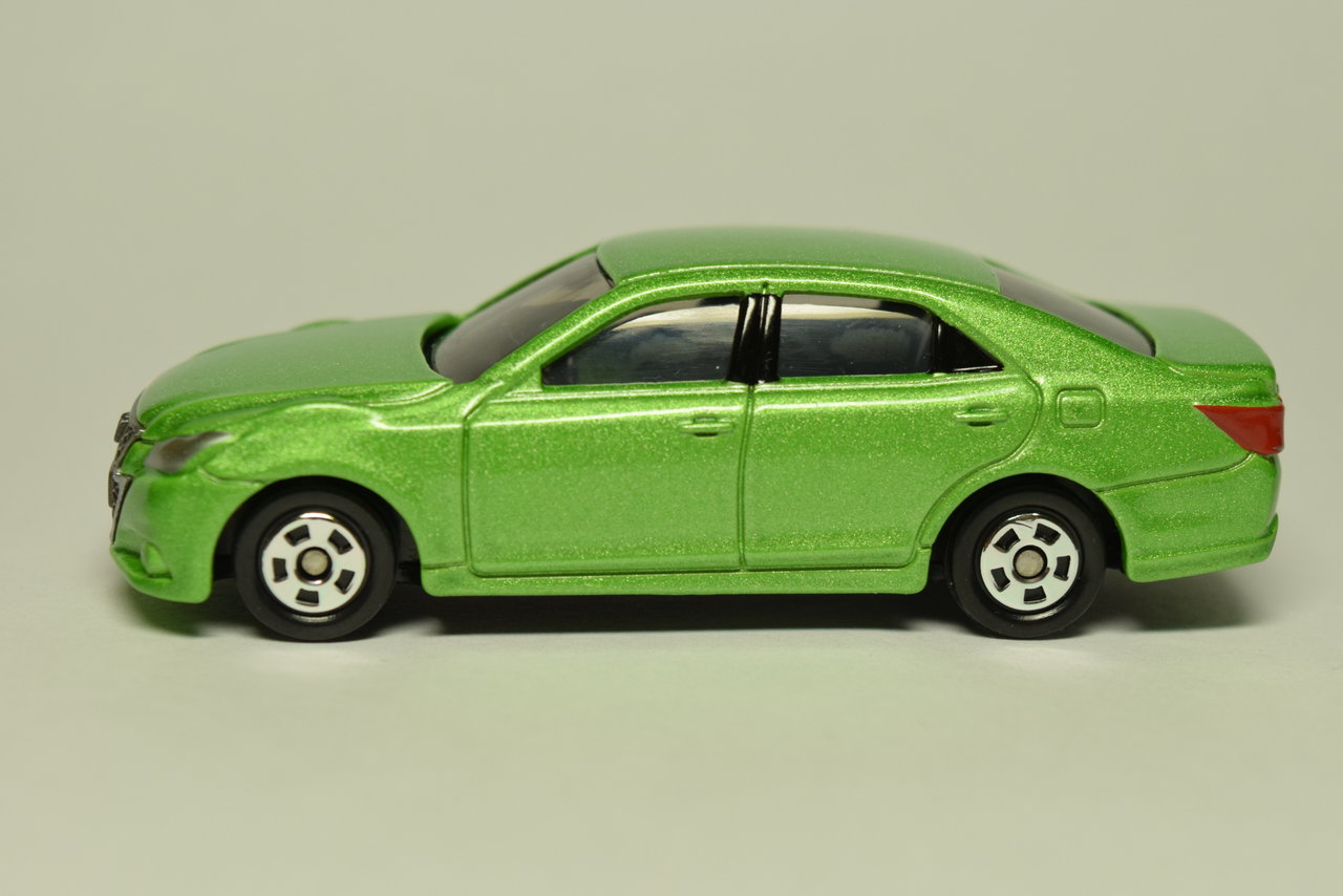 特注トミカ紹介】TCNオリジナル クラウンアスリートS 若草色 edition