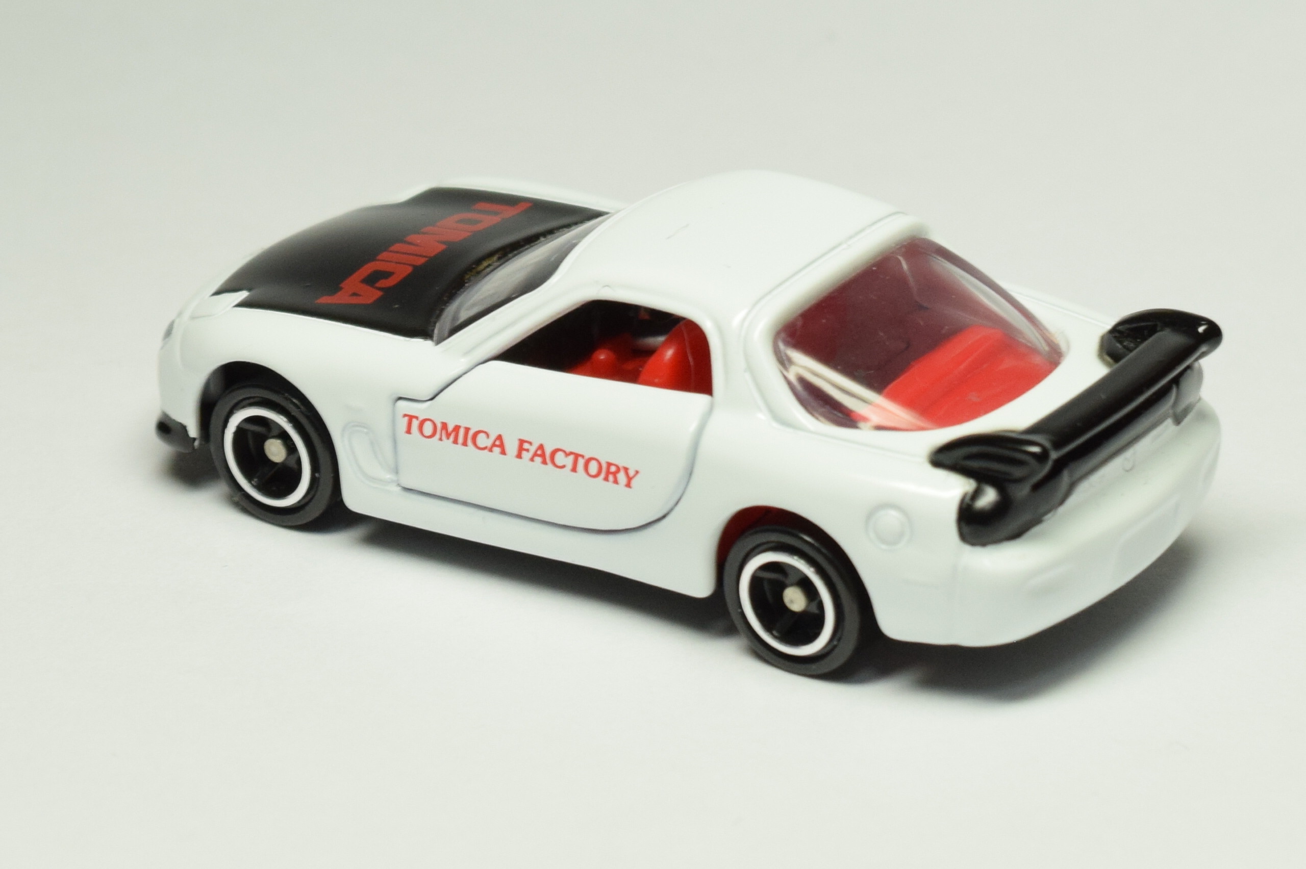 トミカ紹介】トミカ組み立て工場 第11弾 マツダ RX-7 : トミカ研究隊