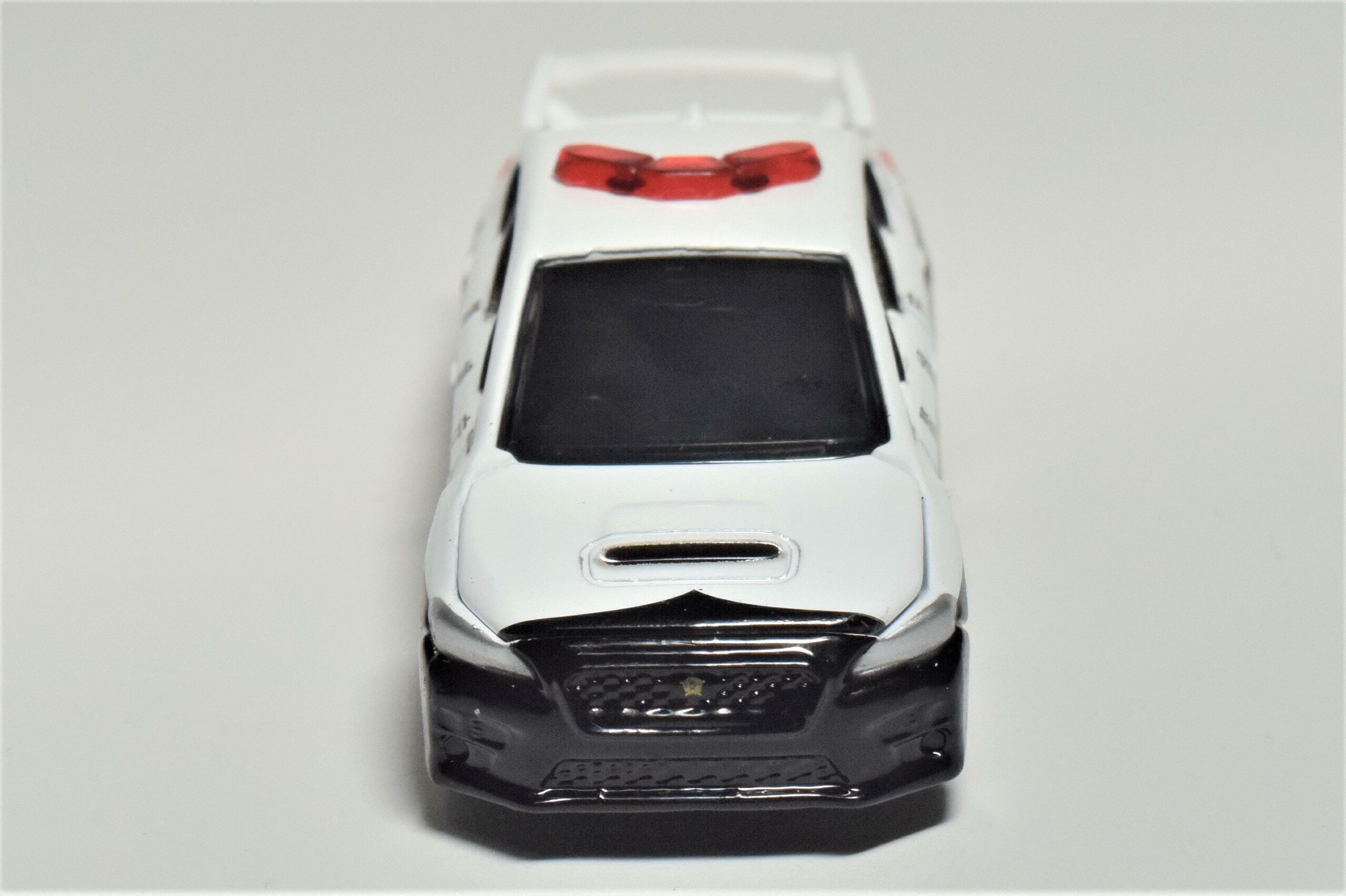 トミカ AEON 日本警察仕様 日産 SUBARU 3種類