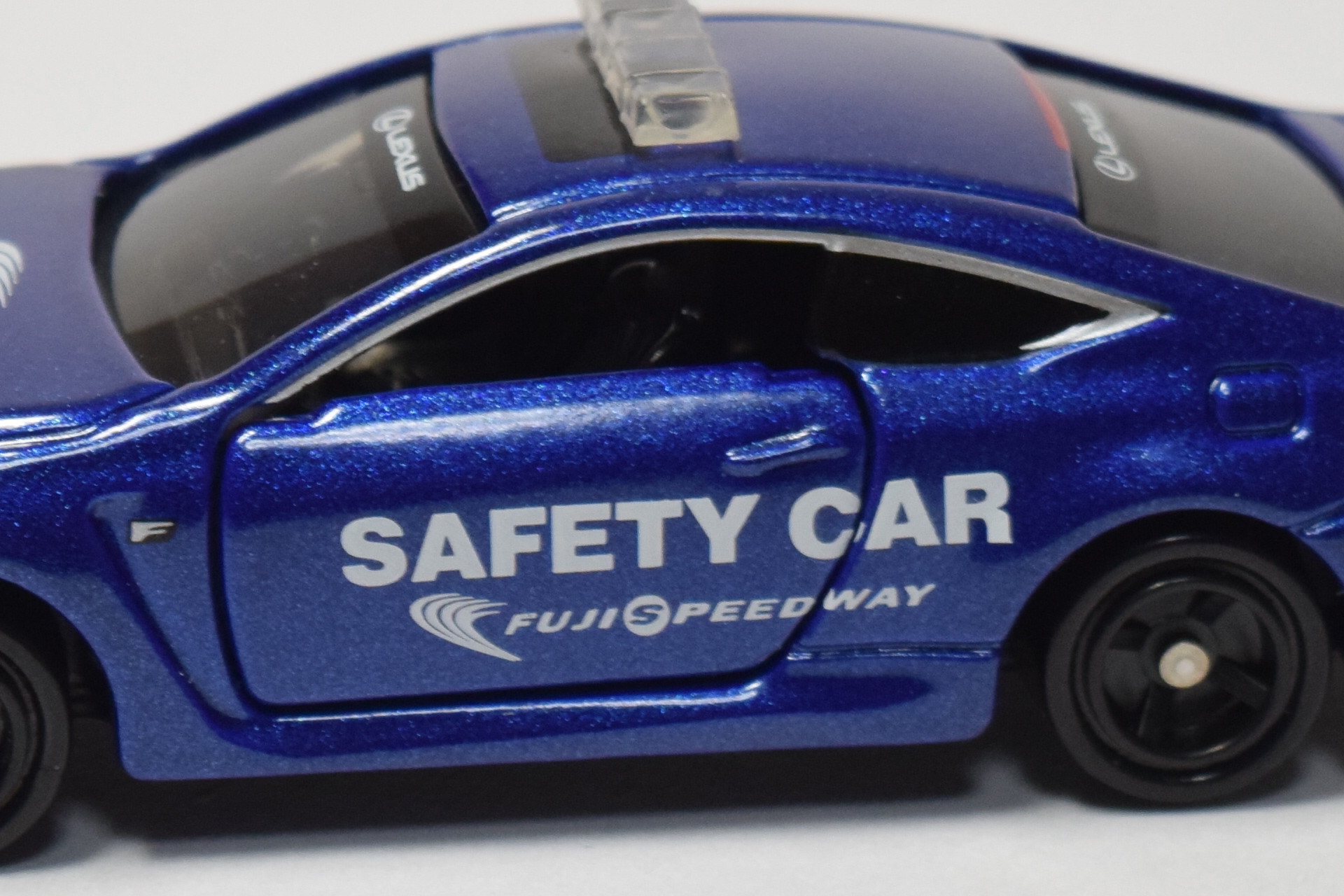 トミカ紹介】トイザらス特注 レクサス RC F 富士スピードウェイ