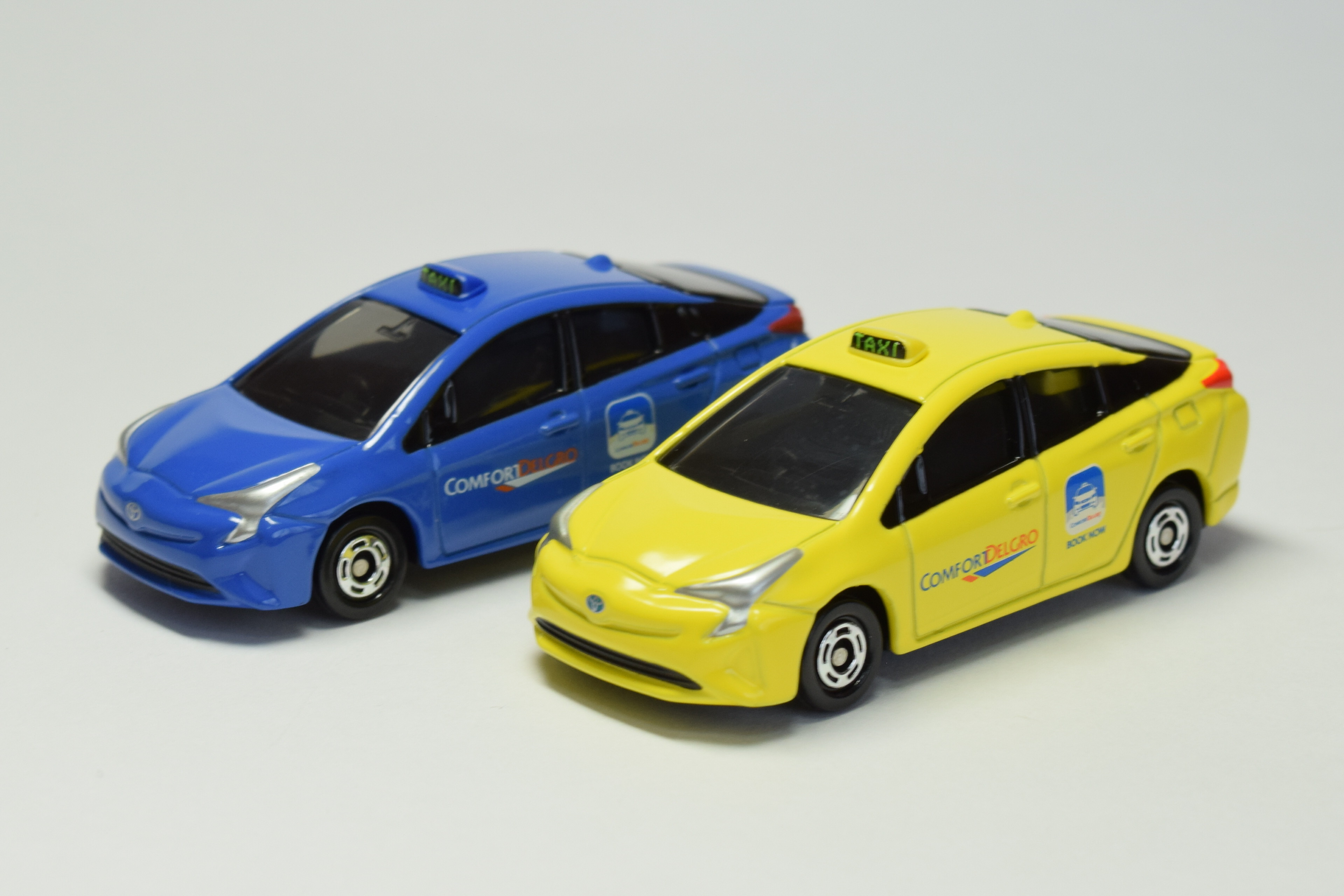 トミカ紹介】海外限定トミカ トヨタ プリウス コンフォートデルグロ
