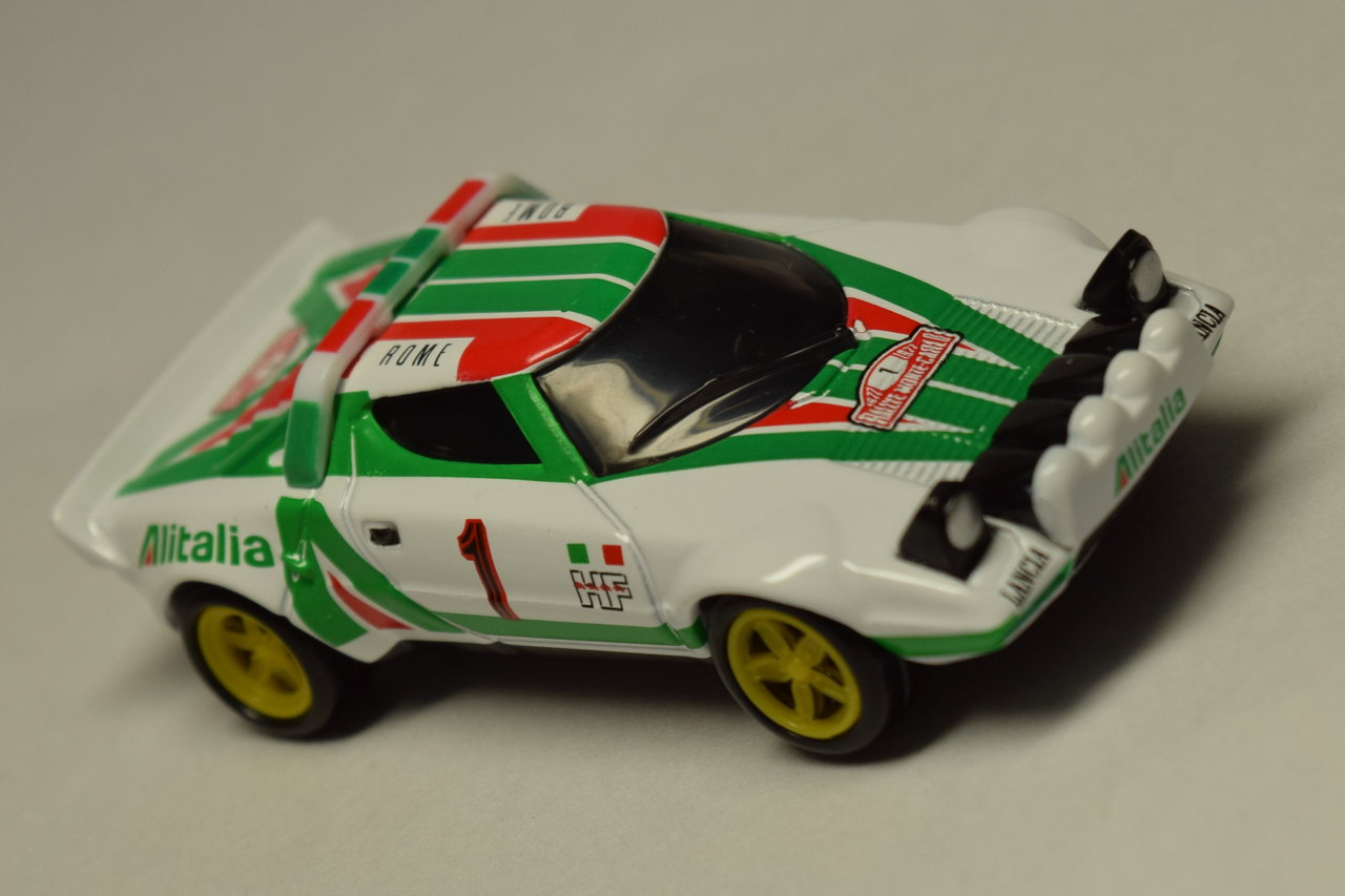 トミカプレミアム 19 ランチア ストラトス HF ラリー レビュー