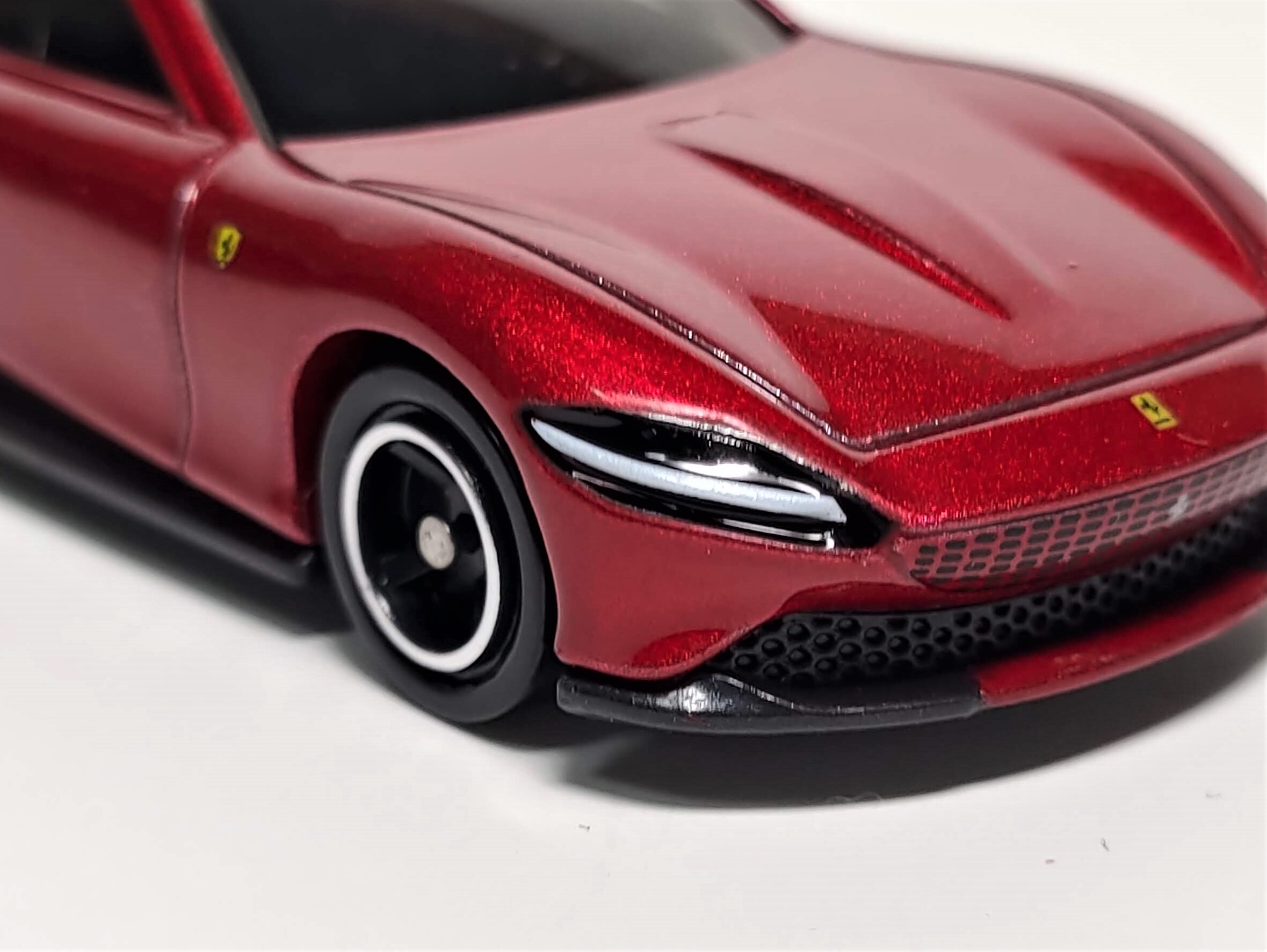 トミカ2021年8月の新車 No.17 フェラーリ ローマ レビュー : トミカ研究隊